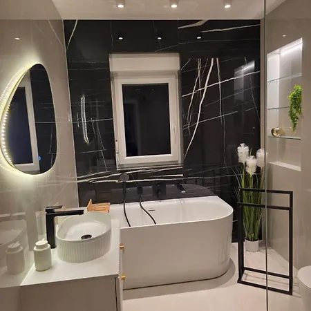 Mary Deluxe Apartman Buzinija