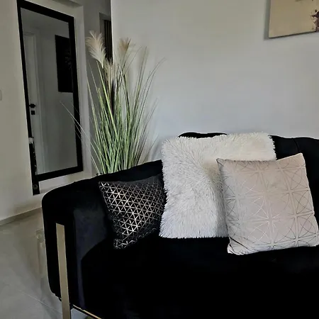 Mary Deluxe * Bužinija
